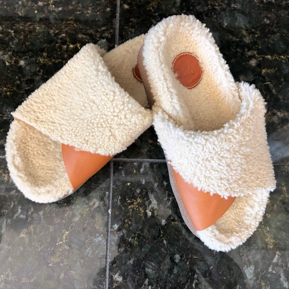 Chloe Wavy Leather-trimmed Shearling Slides